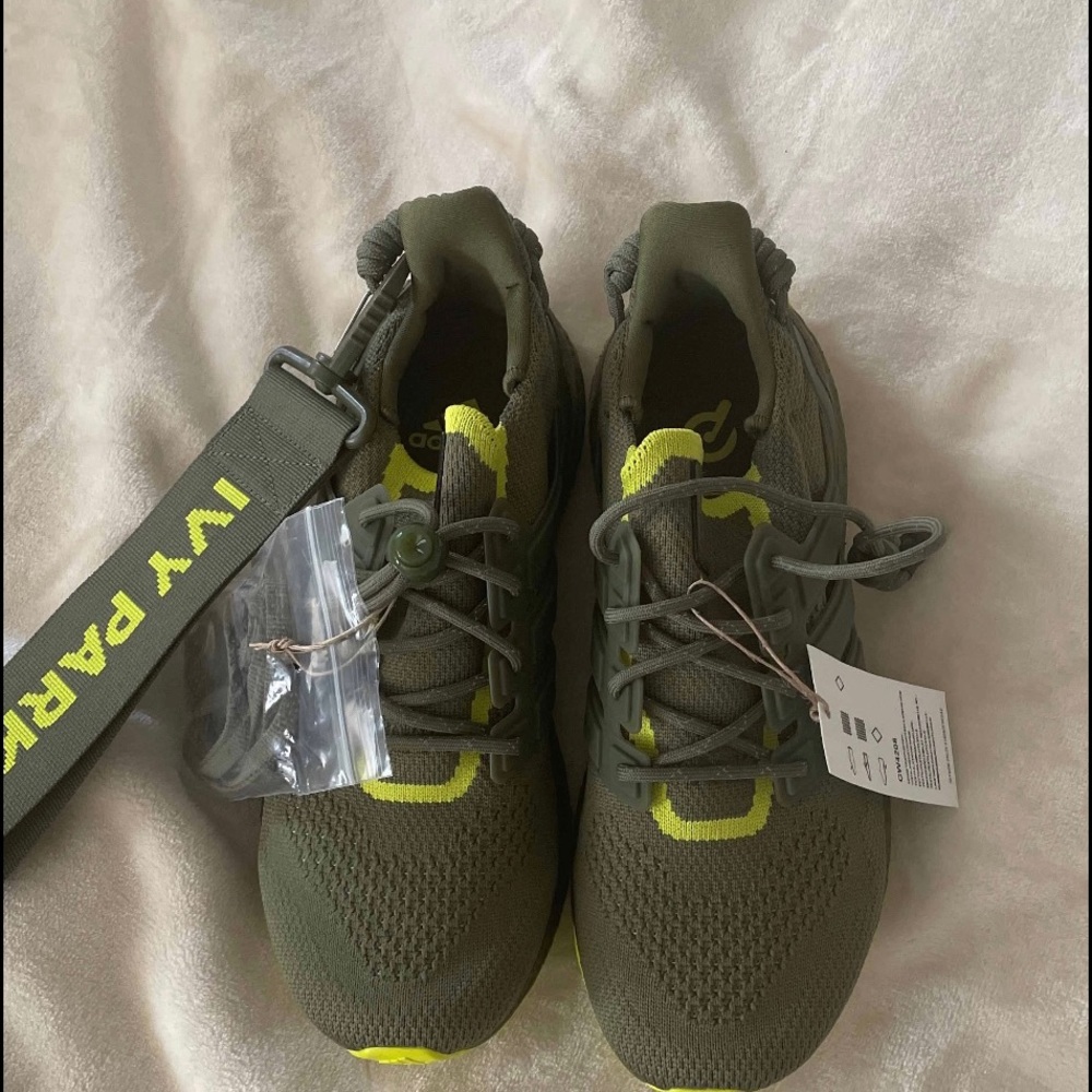 Ivy Park x Peleton Sneakers